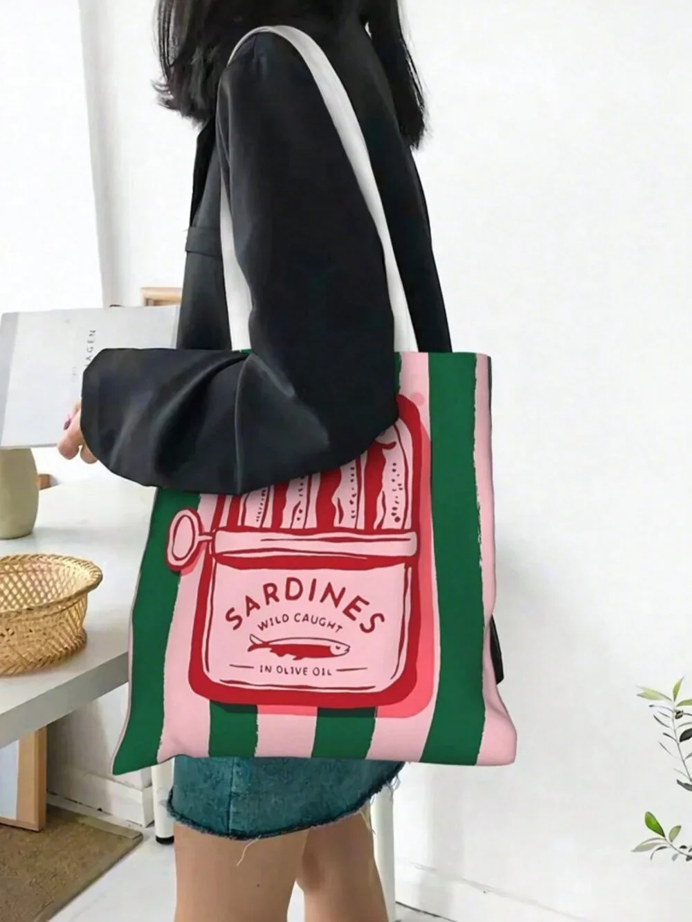 Multicolor Fashionable Women's Reusable Tote Bag Handbag with Cosmetic bag Set